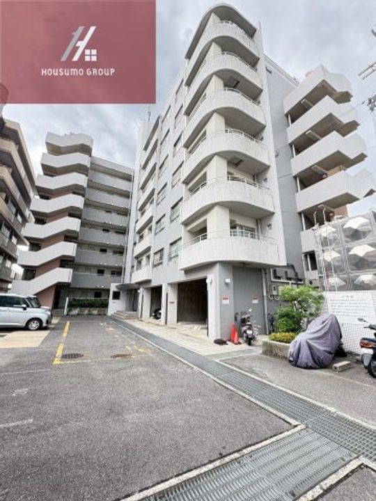 ES COURT503の外観