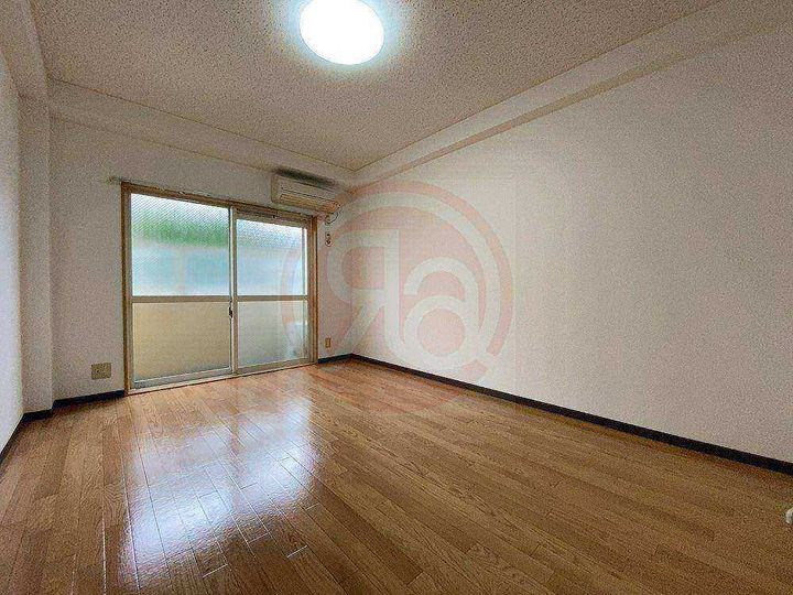 SENTIA八戸ノ里108の居間