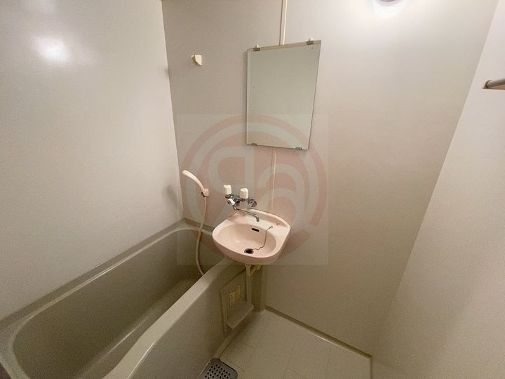 SENTIA八戸ノ里108の風呂