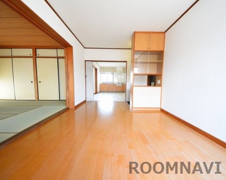 三間マンションの居間
