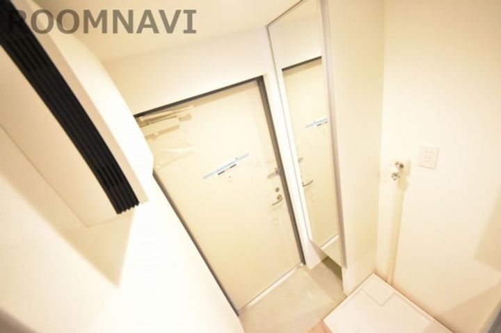 ピーススクエア南内町の玄関