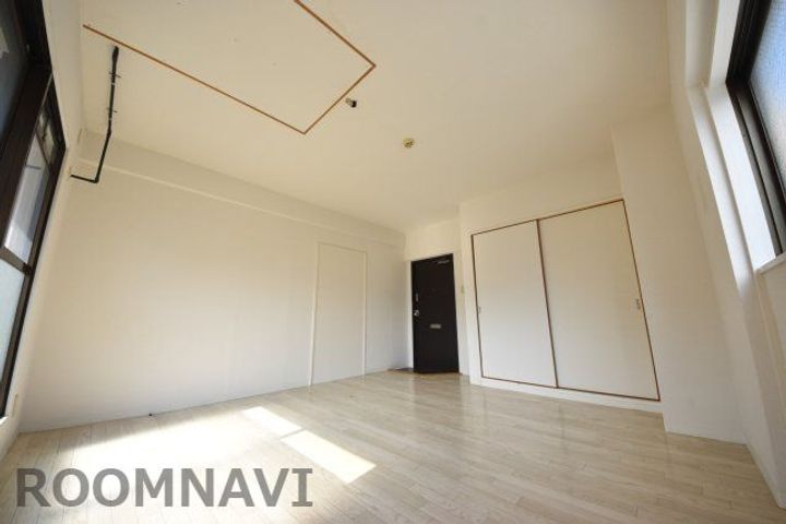 パークイーストの居間