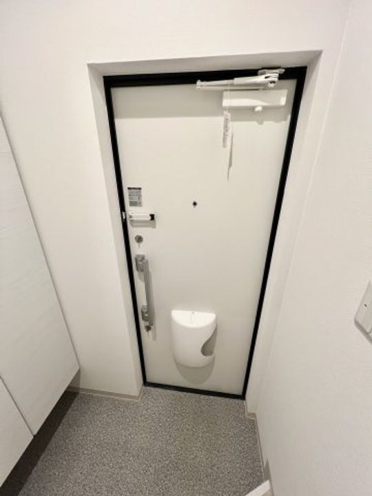 T-SQUARE旭大前Ⅱの玄関