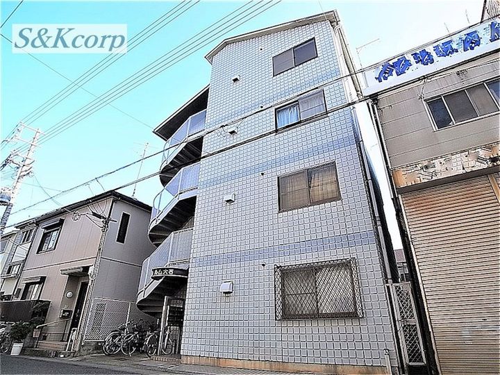 シャルム大石の外観