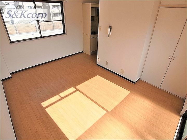 シャルム大石の居間