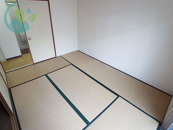 第二坂田ビルの居間