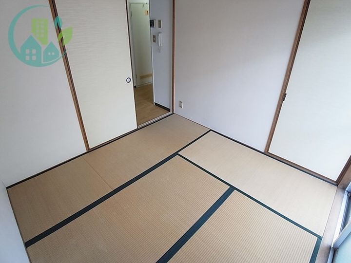 第二坂田ビルの寝室