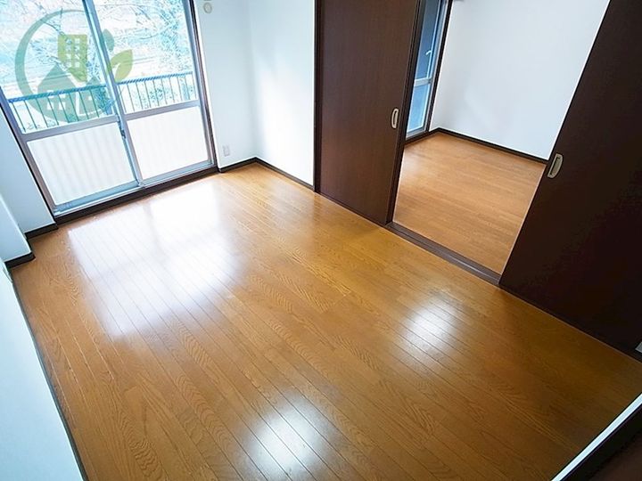 稗田マンションの内装