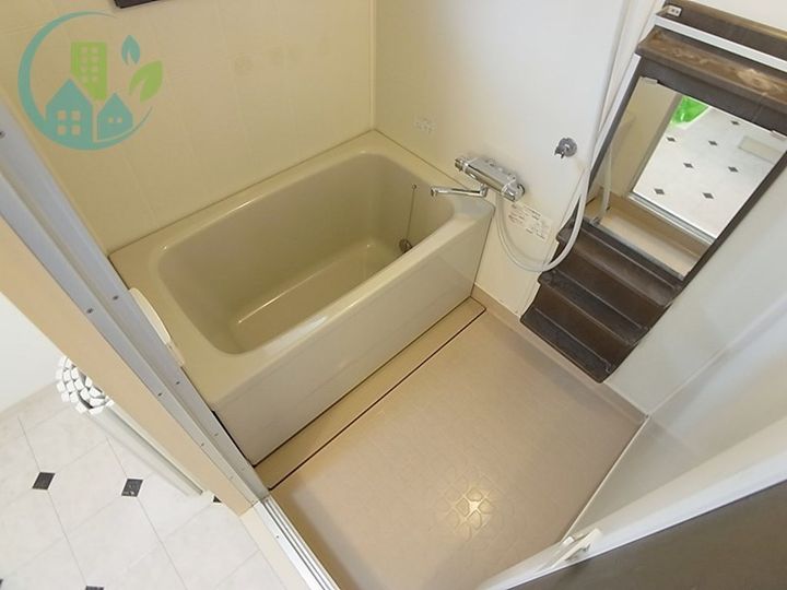 ハイツ仏天垣の風呂