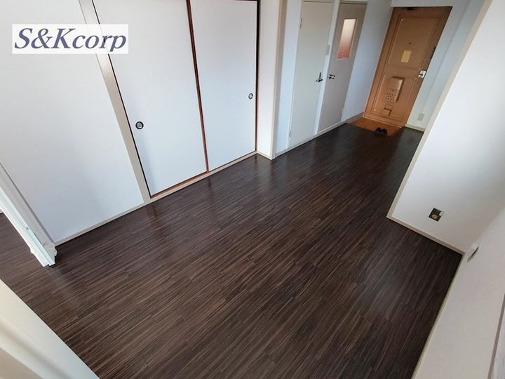 西灘マンションの居間