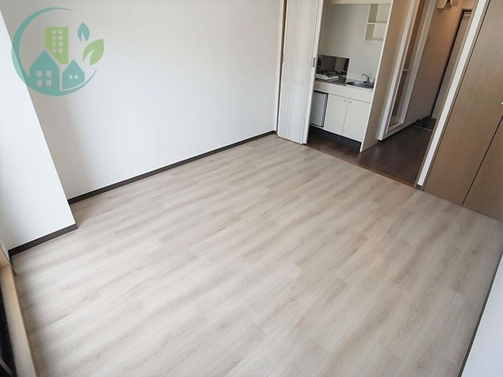 西灘駅前ハイツの居間