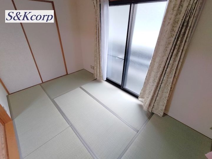 楠丘貸家の寝室