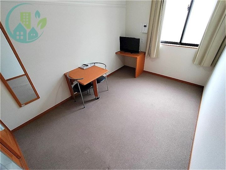 レオパレスフィレンツェ赤坂Iの寝室