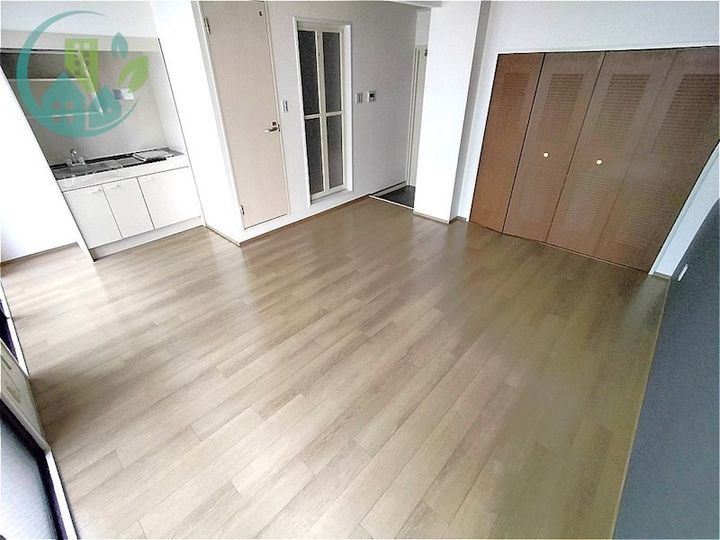 グランディア篠原弐番館の居間