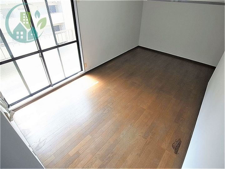 三景マンションの居間