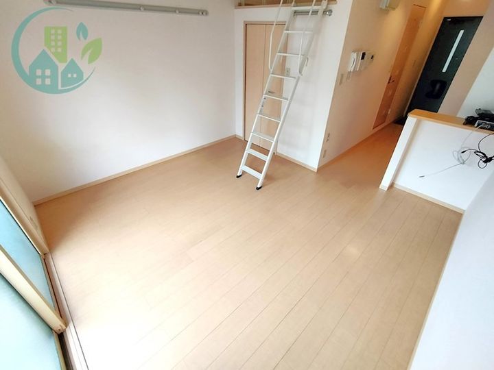 モナリエ六甲の居間