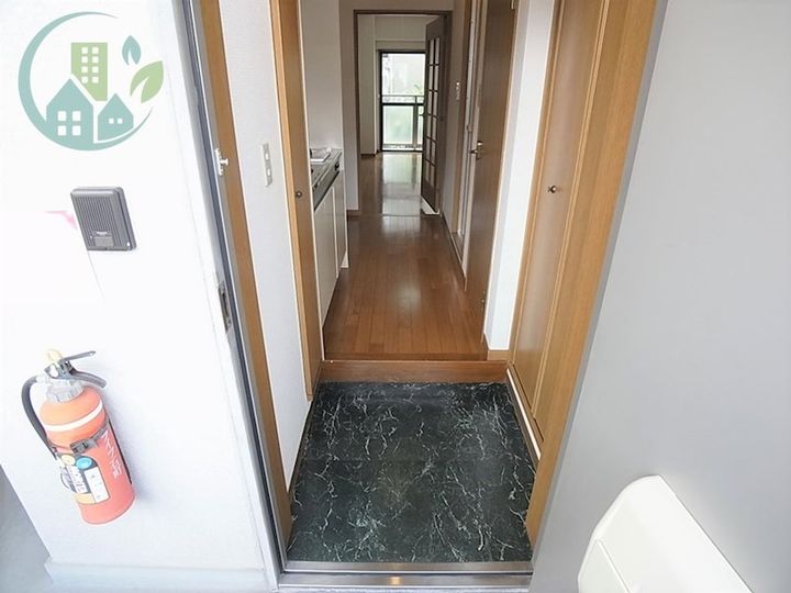 ライフ石町の玄関