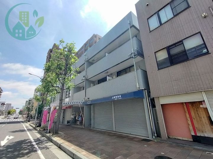 プラタナス・アベニューの外観