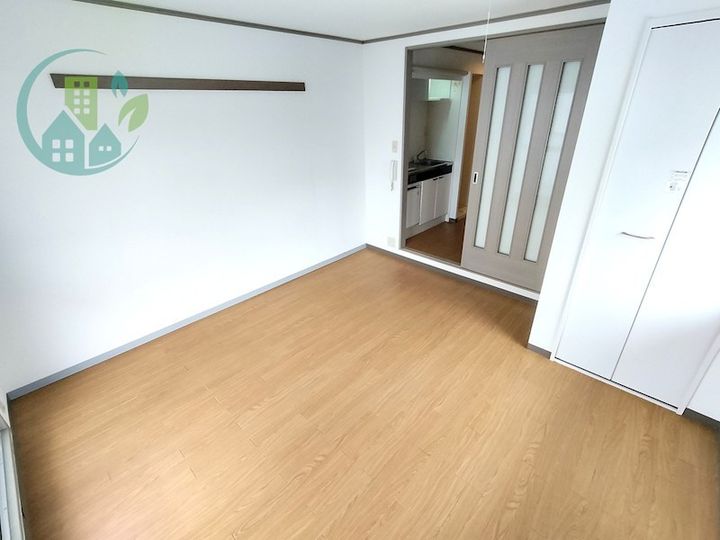 クレストイズミの居間