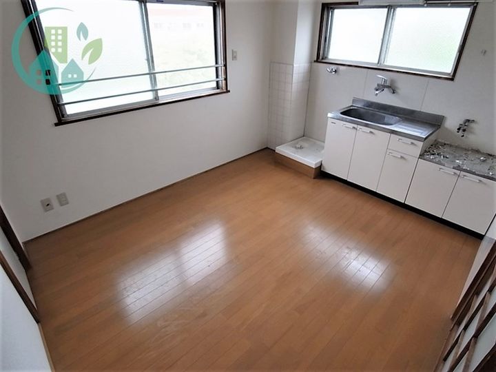 睦マンションの居間
