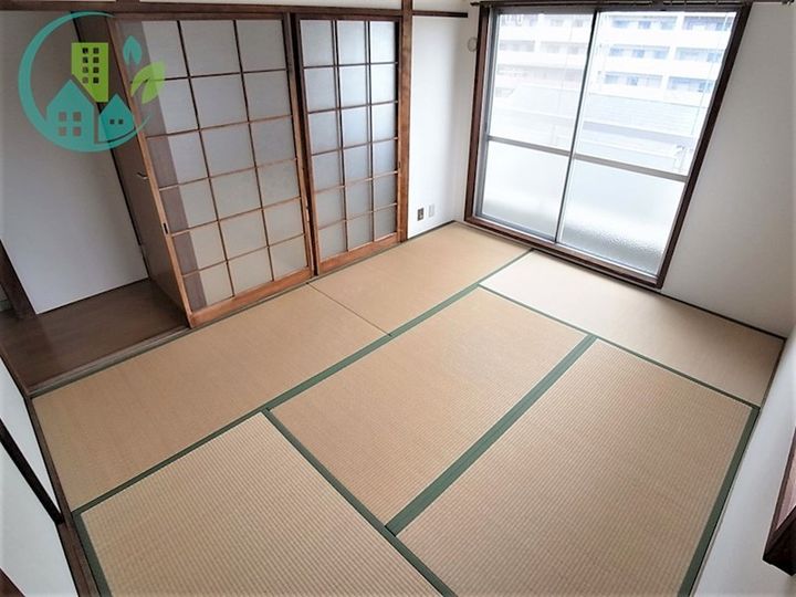 睦マンションの寝室
