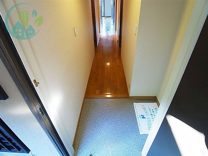 フォリア岡本の玄関