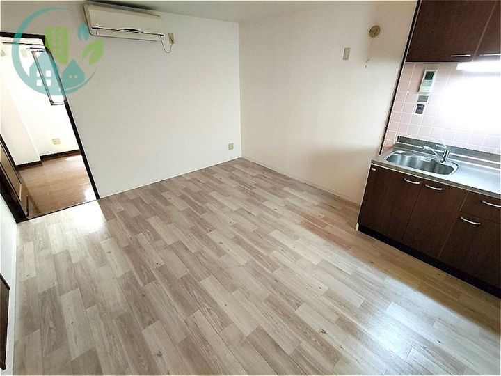 ヴィレッジ・リバー住吉の居間
