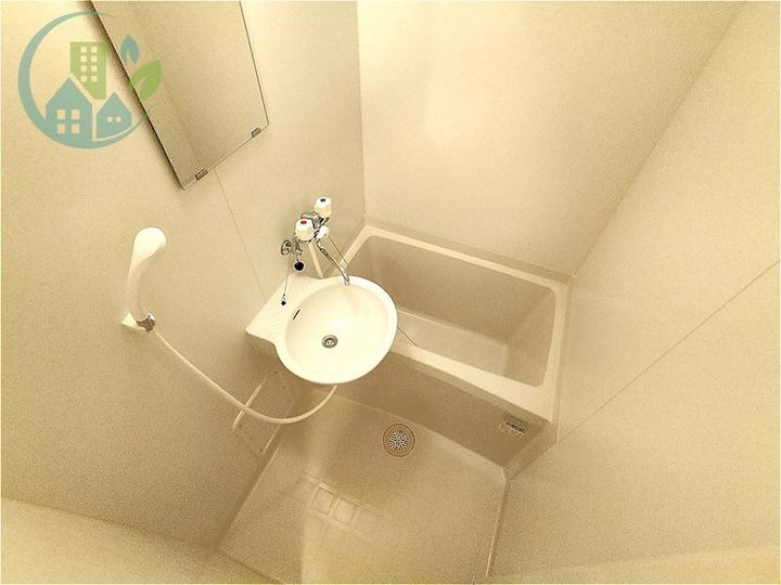 レオパレスEmirates住吉の風呂