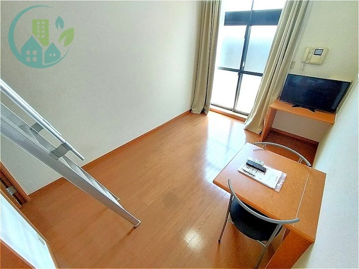 レオパレスEmirates住吉の内装