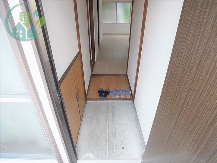 アボアドール薬師の玄関