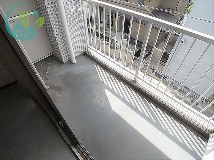 クレッシェンド岸地の内装