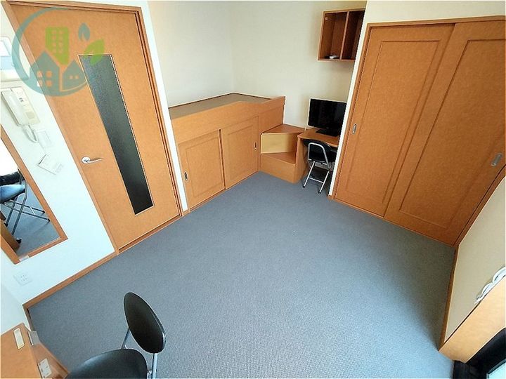 レオパレスルコントワールVIの居間