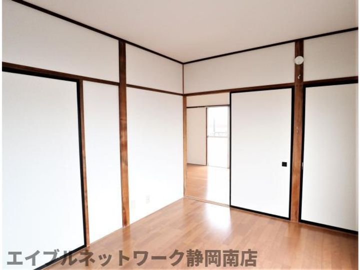 杉山マンション303の居間