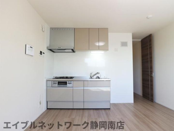静岡県静岡市駿河区大谷(アパート)の賃貸物件206のキッチン
