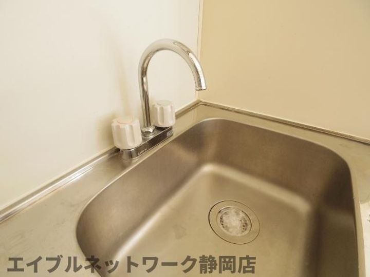 静岡県静岡市葵区鷹匠3丁目(マンション)の賃貸物件のキッチン