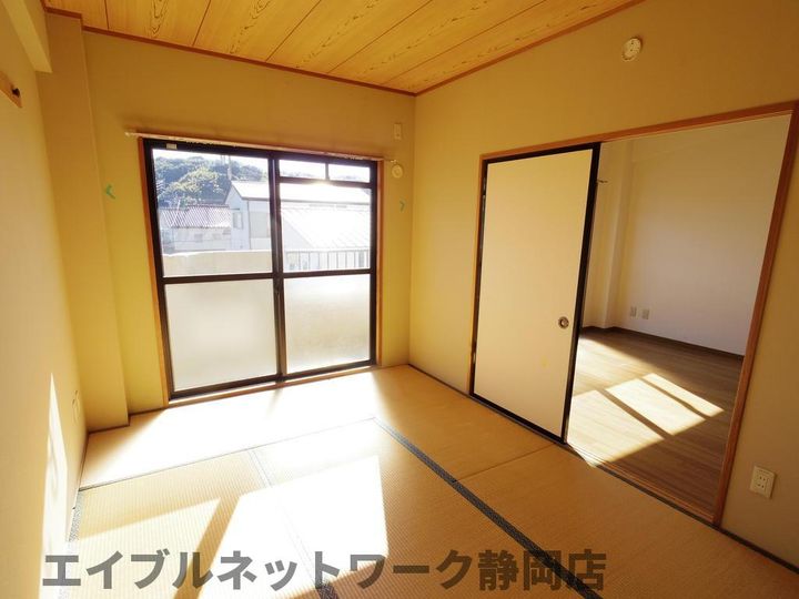 静岡県静岡市葵区上足洗1丁目(マンション)の賃貸物件の内装