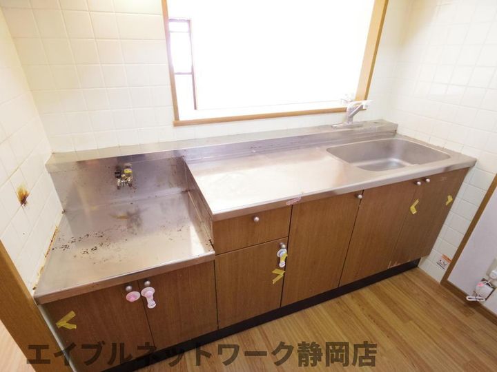 静岡県静岡市葵区上足洗1丁目(マンション)の賃貸物件のキッチン