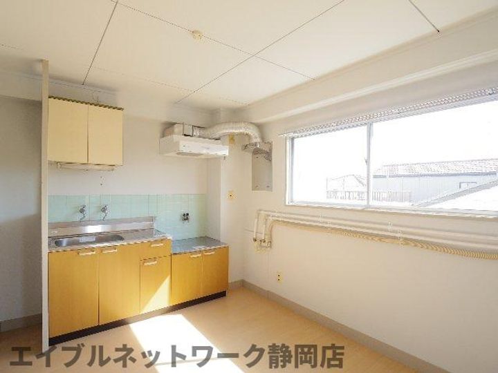 静岡県静岡市葵区幸町(マンション)の賃貸物件の居間