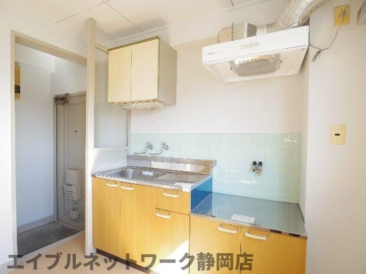 静岡県静岡市葵区幸町(マンション)の賃貸物件のキッチン