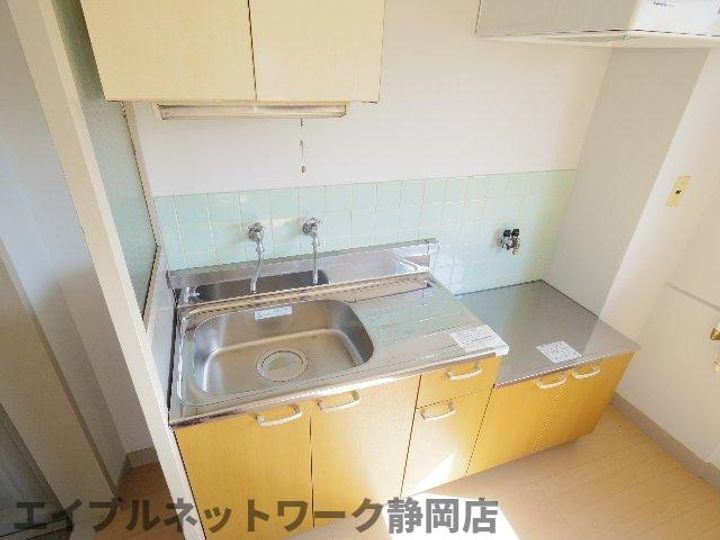 静岡県静岡市葵区幸町(マンション)の賃貸物件のキッチン