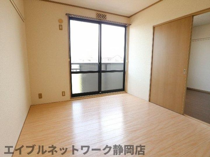 静岡県静岡市葵区古庄5丁目(アパート)の賃貸物件の内装