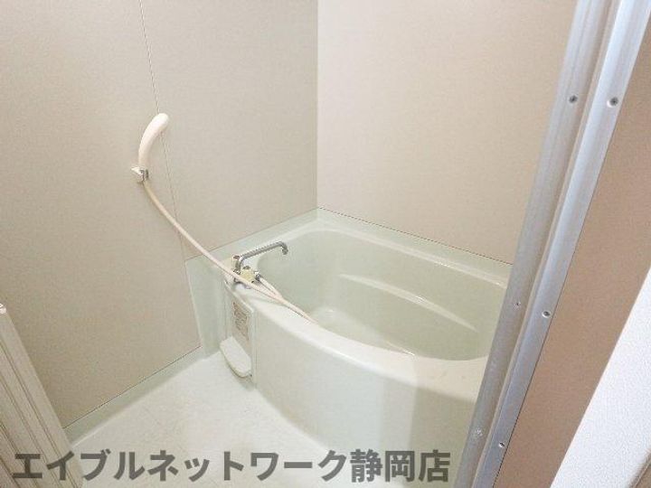 静岡県静岡市葵区古庄5丁目(アパート)の賃貸物件の風呂