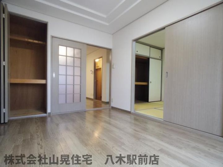 奈良県橿原市曽我町(マンション)の賃貸物件107の居間