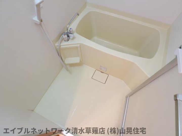静岡県静岡市駿河区栗原(マンション)の賃貸物件F-2の風呂