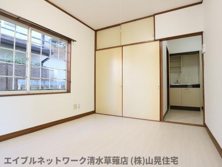 静岡県静岡市清水区草薙杉道3丁目(アパート)の賃貸物件1Bの居間