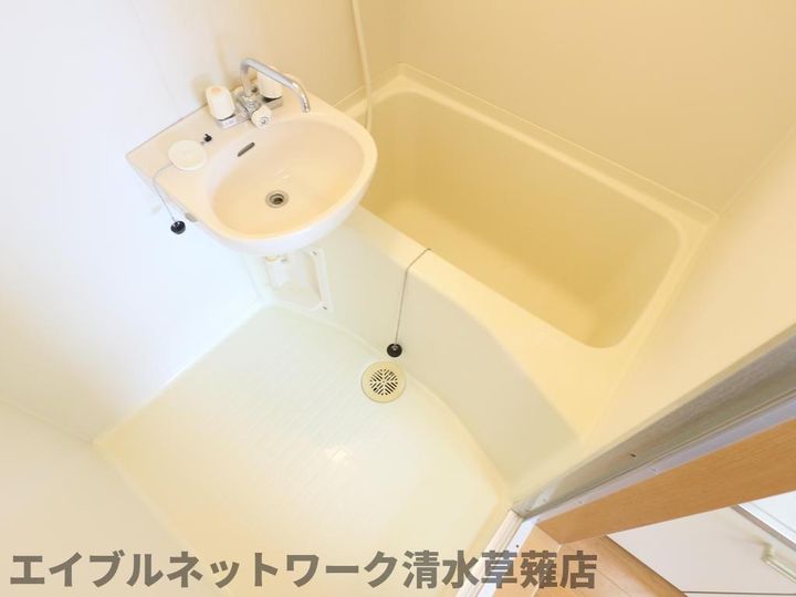 静岡県静岡市駿河区国吉田4丁目(マンション)の賃貸物件302の風呂