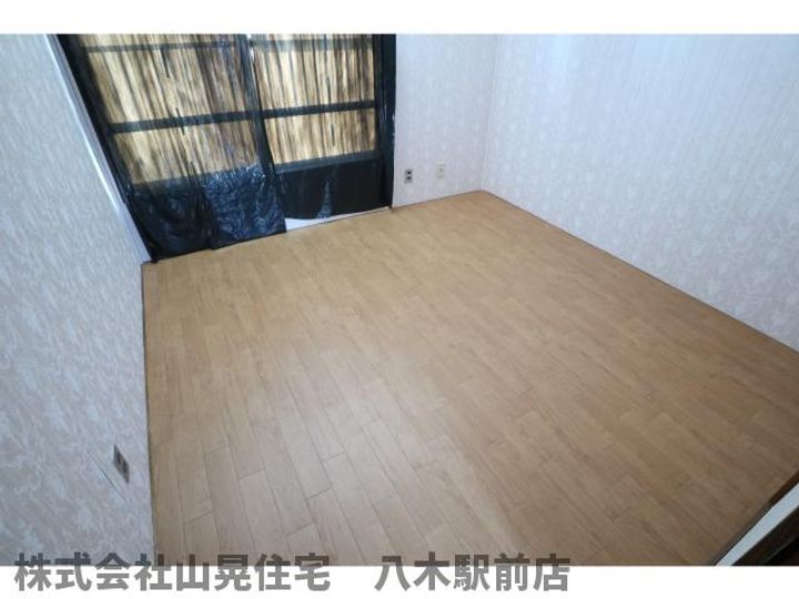 奈良県橿原市北八木町2丁目(アパート)の賃貸物件203の居間