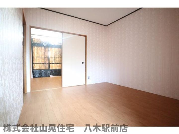 奈良県橿原市北八木町2丁目(アパート)の賃貸物件203の居間