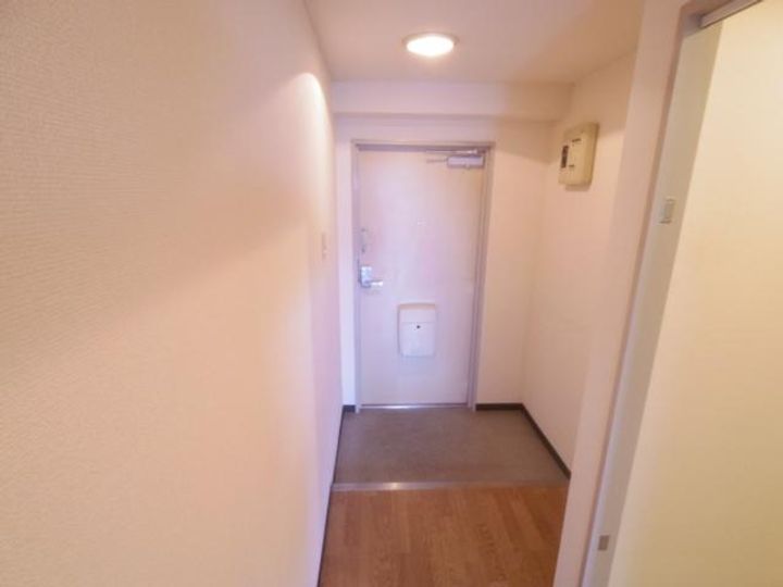 奈良県橿原市葛本町(マンション)の賃貸物件501の玄関