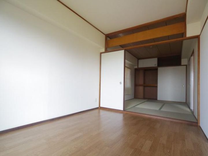 奈良県橿原市葛本町(マンション)の賃貸物件501の居間